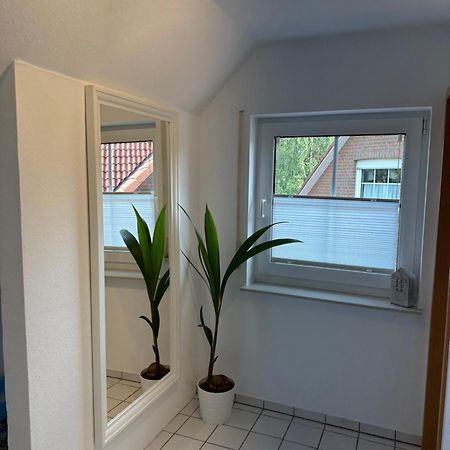 Ruhige, Kleine Ferienwohnung Шортенс Екстер'єр фото