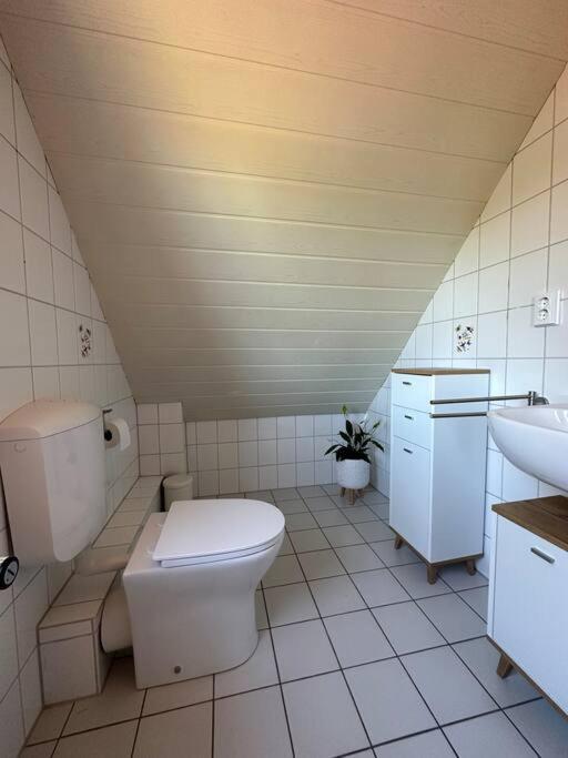 Ruhige, Kleine Ferienwohnung Шортенс Екстер'єр фото