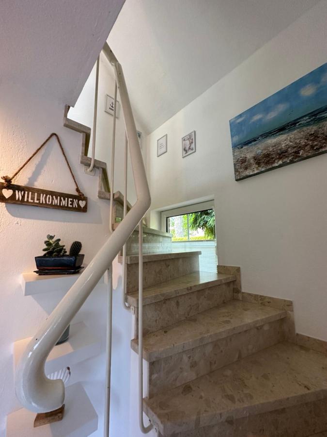 Ruhige, Kleine Ferienwohnung Шортенс Екстер'єр фото